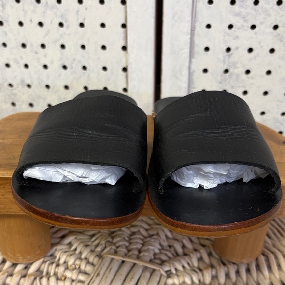 Beek leather - Picture 7 of 8